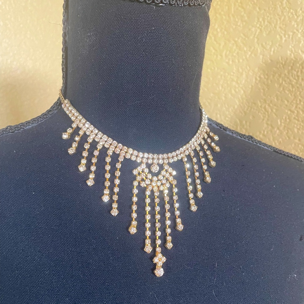 Gold Stunning rhinestone Necklace